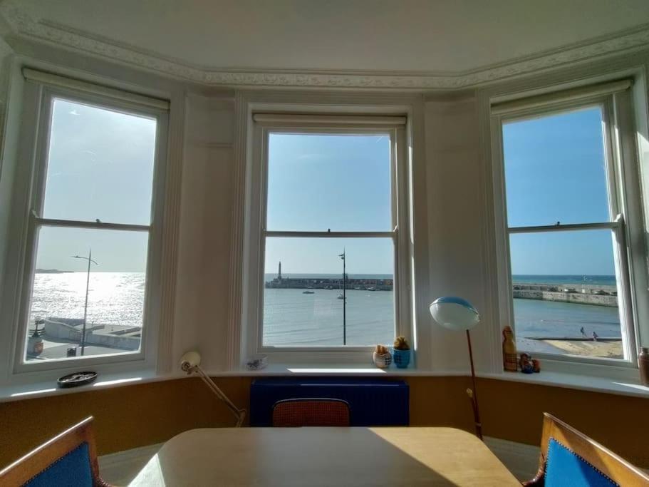 Harbour Lights Apartment *